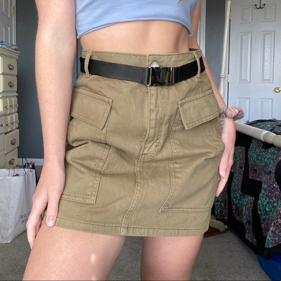 TOPSHOP MINI SKIRT - Picture 3 of 5